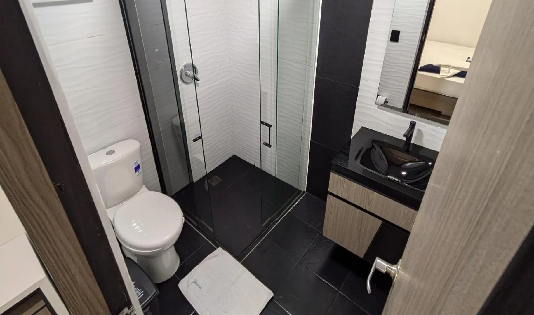 Hostel Boutique Nido De Loros Medellin