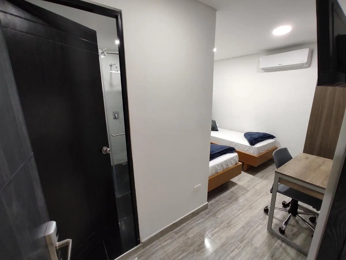 Hostel Boutique Nido de Loros Medellín Pensión