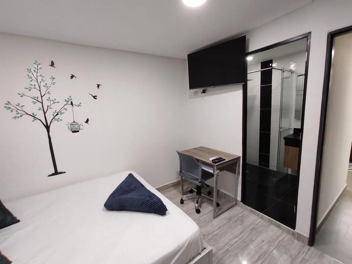 Hostel Boutique Nido de Loros Medellín 0*,  Colombia