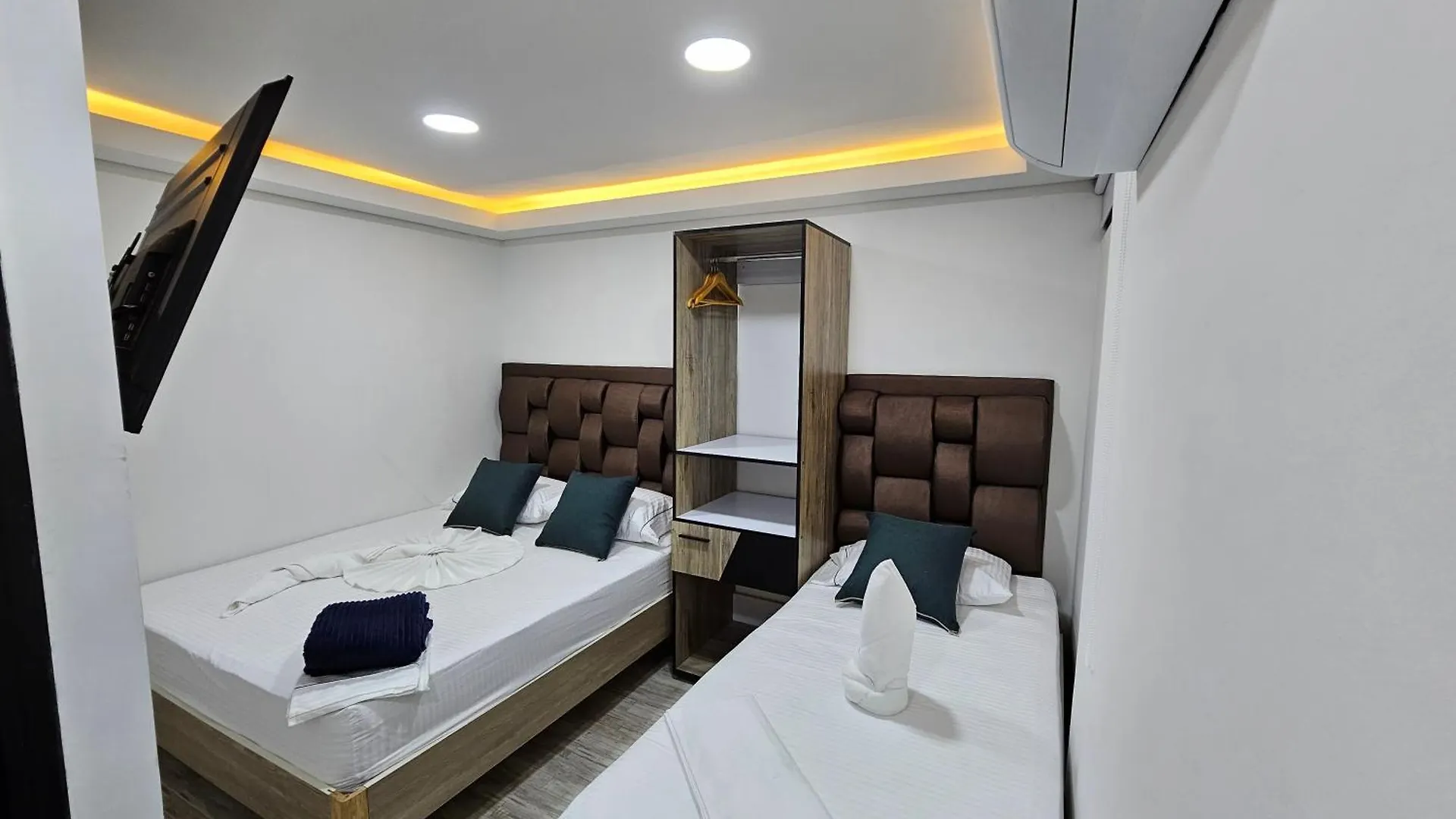 Hostel Boutique Nido de Loros Medellín 0*,